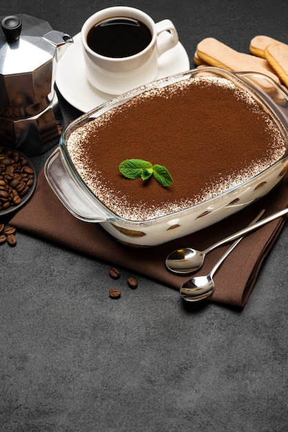 Dessert traditionnel tiramisu italien