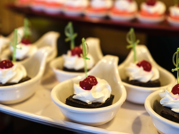 Desserts au buffet d'un hôtel