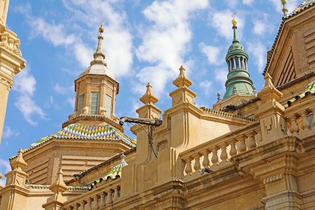 Détail de la cathédrale basilique de Notre-Dame du Pilier à Saragosse, Aragon, Espagne