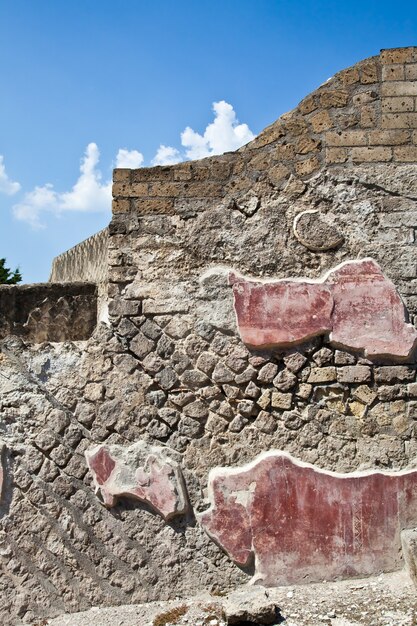 Détail du site de Pompéi. La ville de a été détruite et complètement ensevelie lors d'une longue éruption catastrophique du volcan Vésuve