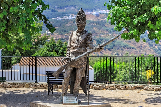 détail de la statue des mousquetaires de Beznar à Grenade