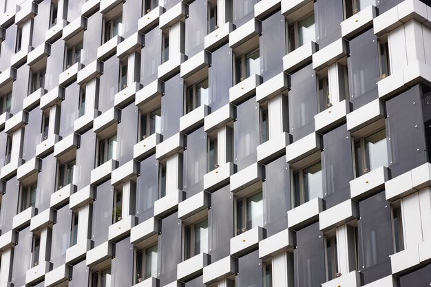 Détails De L'architecture Du Bâtiment, Conception De La Façade. Bâtiment Moderne Noir Et Gris.