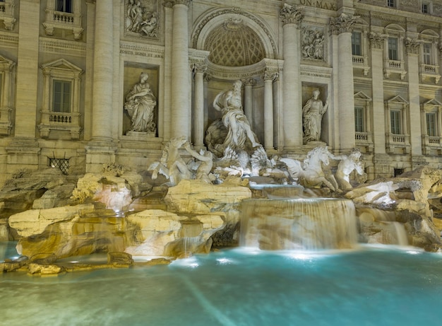 Détails de la fontaine de Trevi à Rome Italie