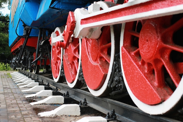 Détails des pièces métalliques de l'ancien train de chemin de fer vintage