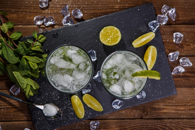 Deux verres à mojito