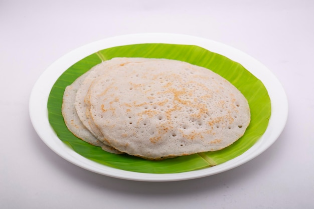 Dhosa ou Thattu Dhosa célèbre petit-déjeuner du sud de l'Inde