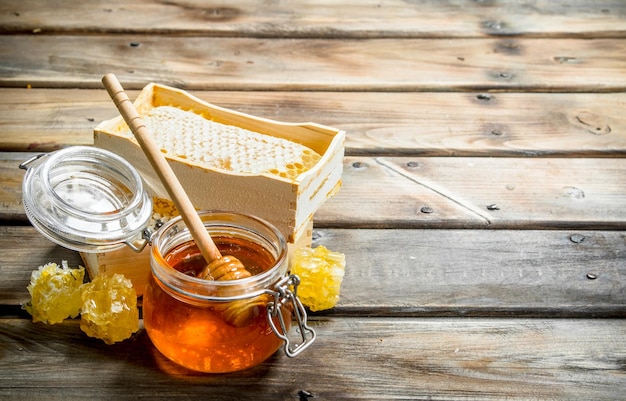 Photo différents types de miel