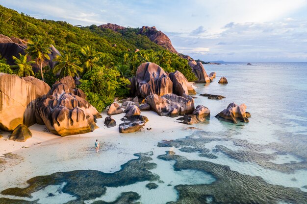 La Digue, plage des seychelles