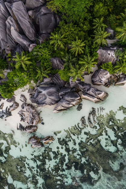 La Digue, plage des seychelles