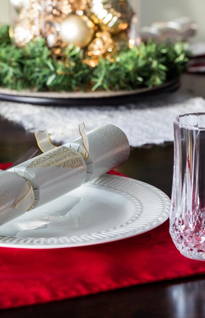 Photo dîner de noël avec des biscuits