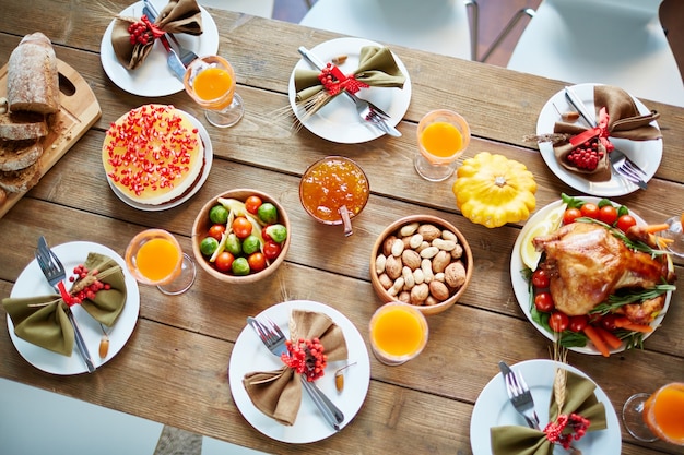 dîner servi abondance maison de vacances