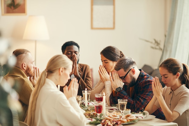 Dire grâce au dîner de Noël