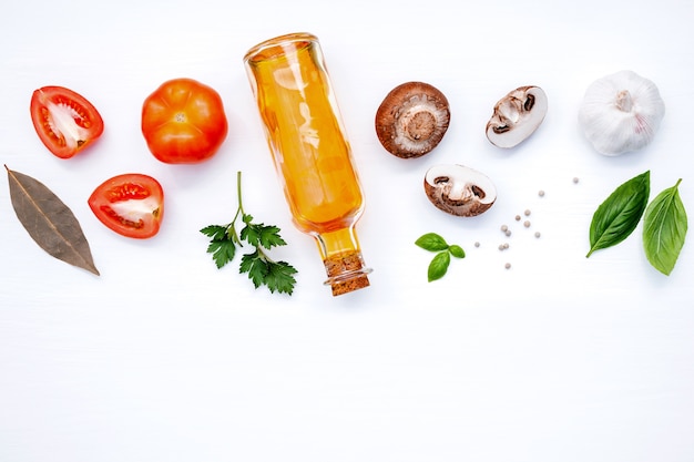 Photo divers légumes et ingrédients pour la préparation du menu de pâtes