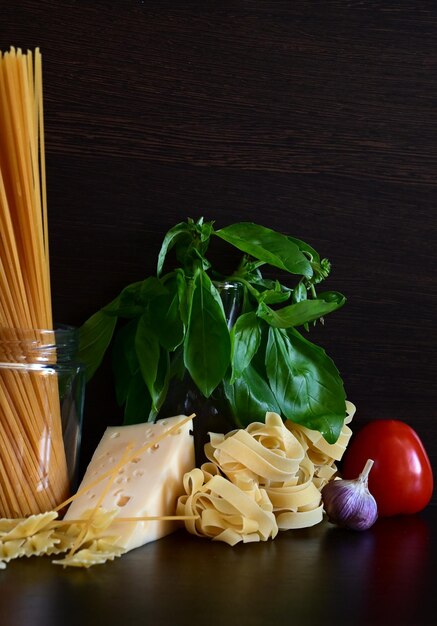 Diverses pâtes Concept de cuisine Vue de dessus