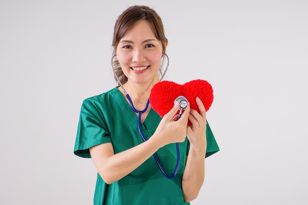 Docteur, stéthoscope, examiner, coeur rouge