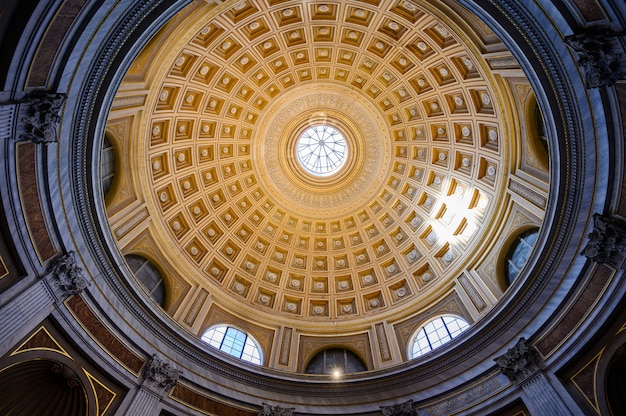 Le dôme au musée du Vatican