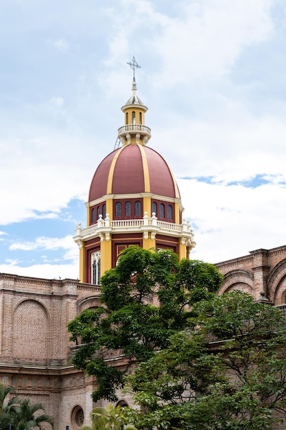 Photo le dôme de la cathédrale historique de nuestra senora del palmar à palmira