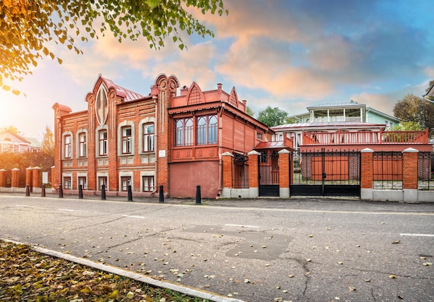 Dommodern na nabereznoj Maison de style Art nouveau sur le quai de la Volga