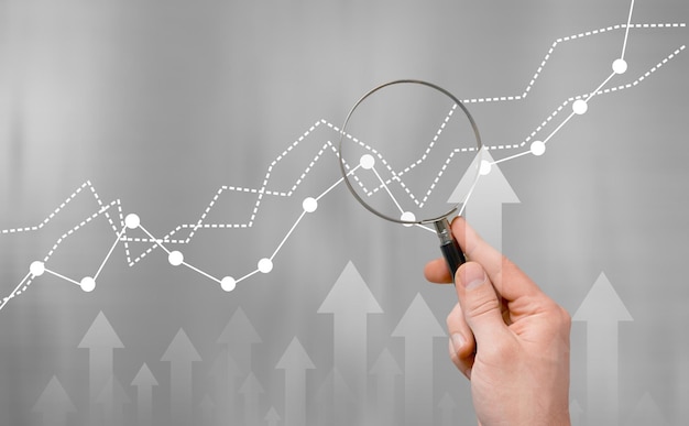 Données analytiques et statistiques de développement. Techniques d'analyse Web et de test de produits.