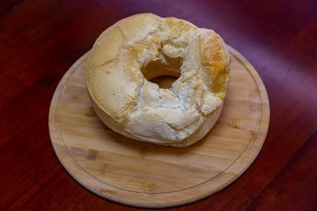 Photo donut de manioc traditionnel au four