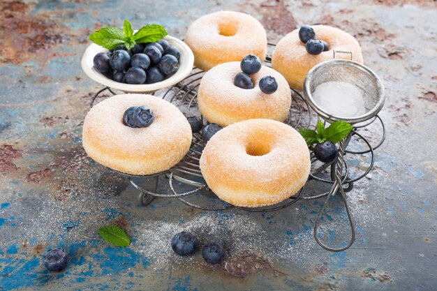 Donuts faits maison avec du sucre