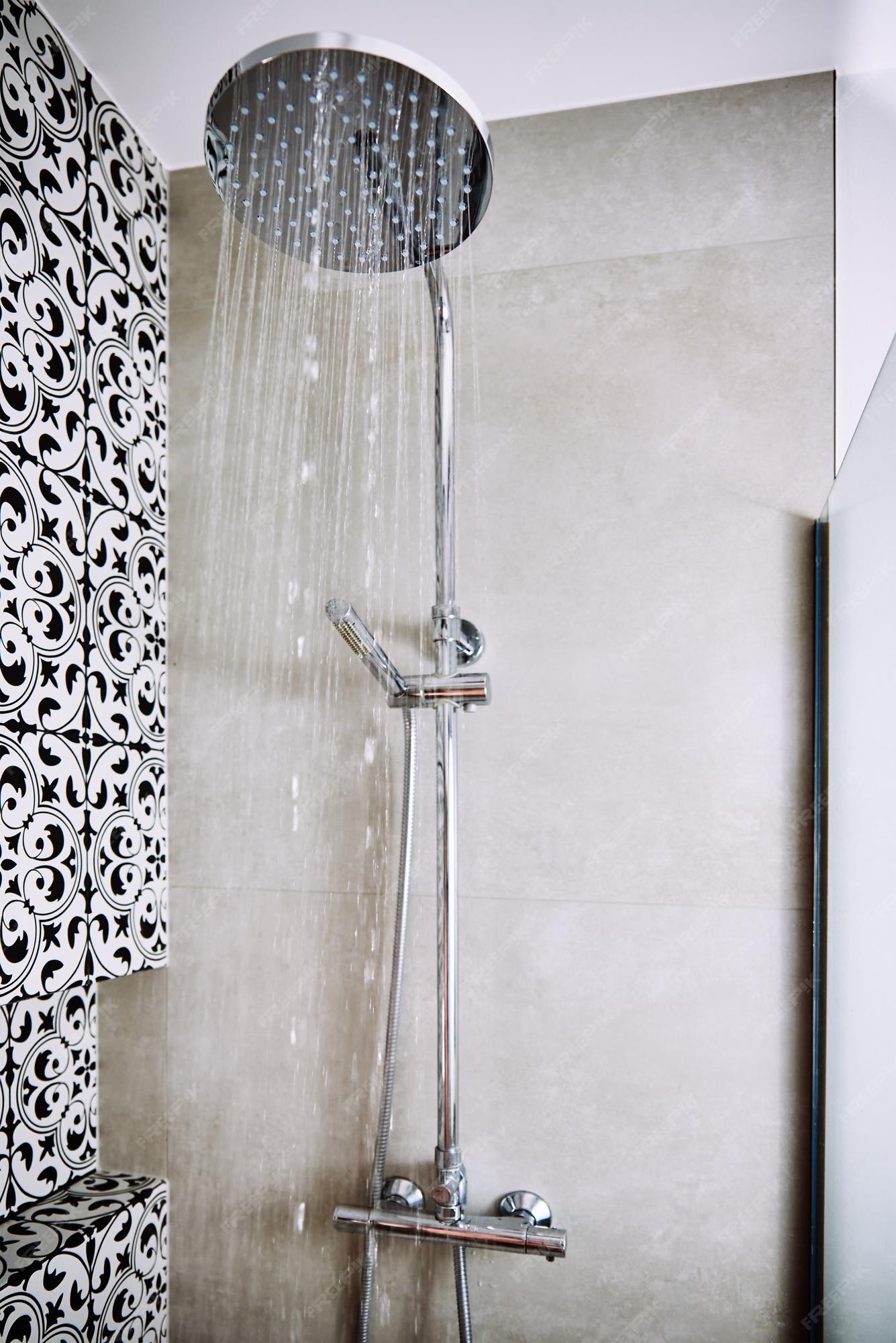 Douche Moderne Avec Des Gouttes D