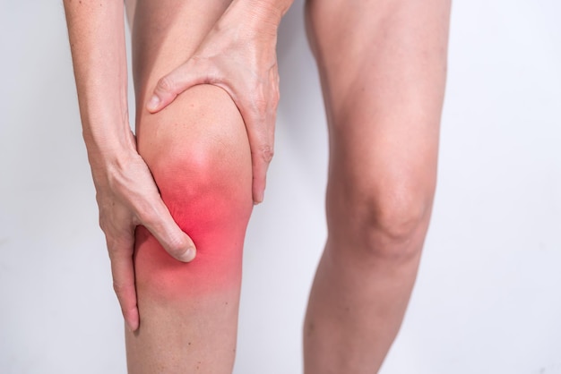 Douleurs articulaires du genou problèmes d'arthrite et de tendons soins de santé