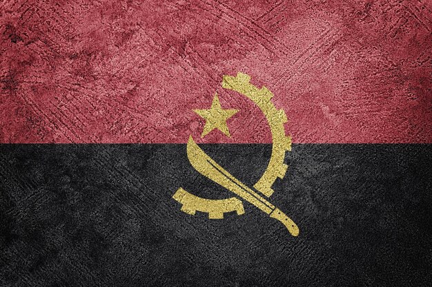 Drapeau angolais grunge. Angola