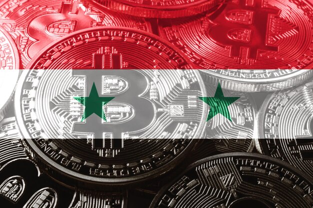 Drapeau de bitcoin de la Syrie, fond noir de concept de crypto-monnaie de drapeau national