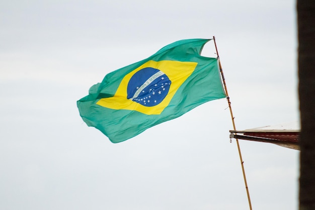 Drapeau brésilien à l'extérieur à Rio de Janeiro Brésil