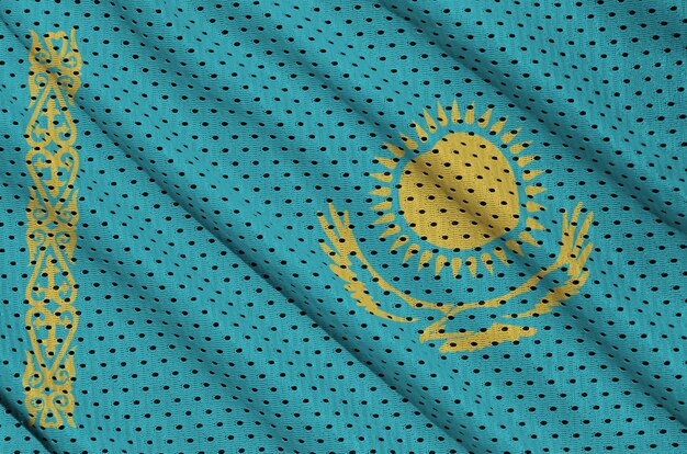 Drapeau kazakh imprimé sur un tissu de sportswear en nylon et polyester