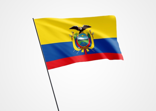 Drapeau de l'Équateur volant haut dans le fond blanc isolé 24 mai fête de l'indépendance de l'Équateur