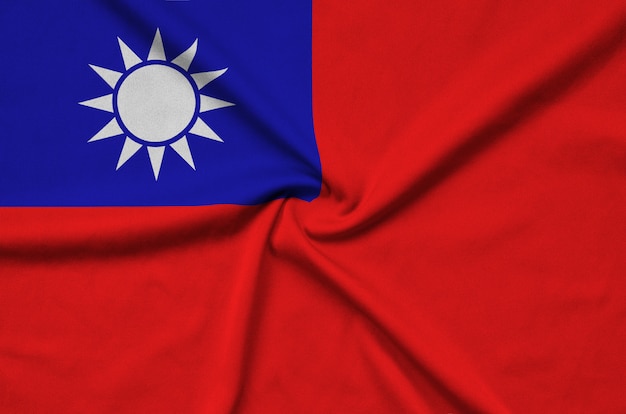 Le drapeau de Taiwan est représenté sur un tissu de sport avec de nombreux plis.