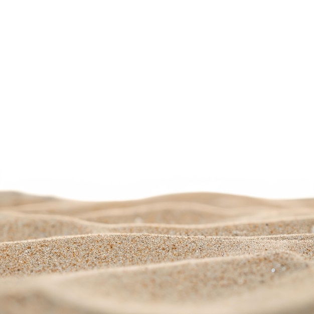 Du sable sur un fond blanc isolé