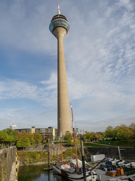 Photo düsseldorf sur le rhin en allemagne