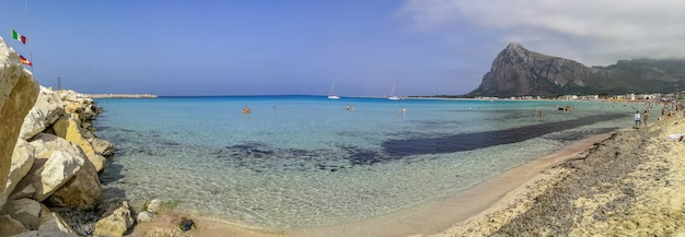 Eaux tropicales à San Vito Lo Capo