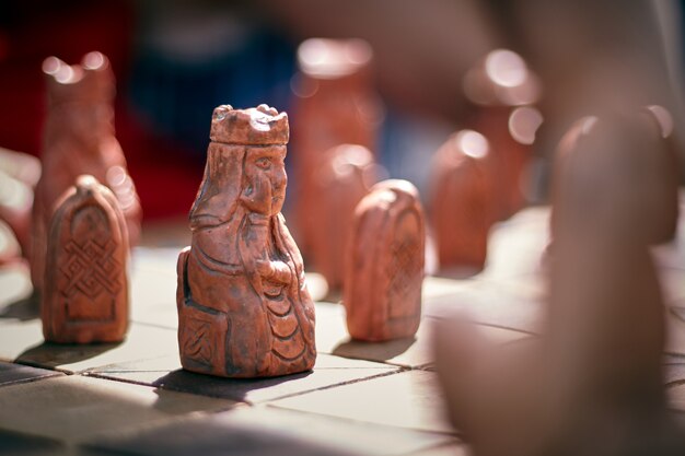 Photo Échecs antiques la figure de la reine