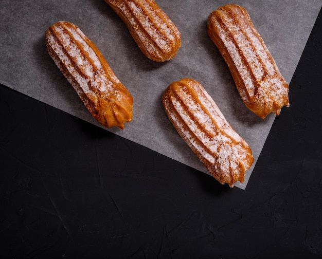 Eclair dessert français