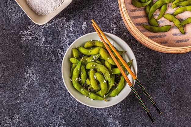 Edamame vert cuit, cuisine japonaise