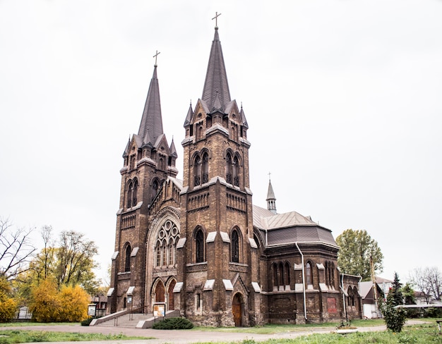 Photo Église catholique de saint-nicolas à kamensky (ukraine)