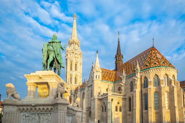 Photo Église matthias dans la ville de budapest, hongrie