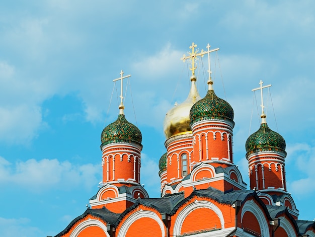 Photo Église russe sur fond de place rouge