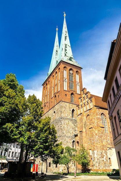 Photo l'église saint-nicolas la plus ancienne église de berlin allemagne