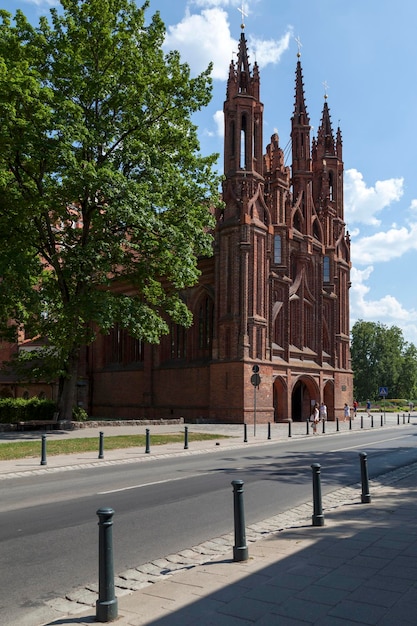 Église Sainte-Anne de Vilnius