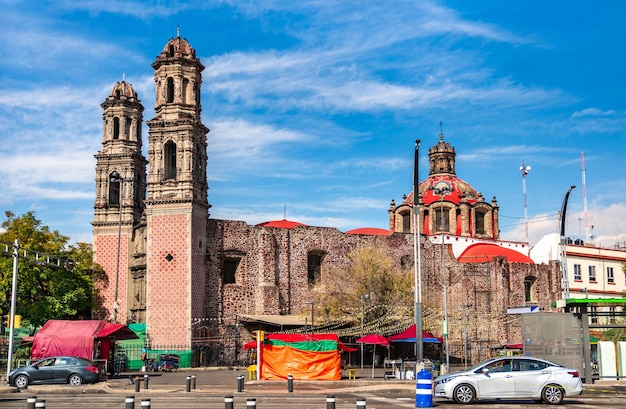 L'église de San Hipolito dans le Paseo de la Reforma, centre historique de la ville de Mexico