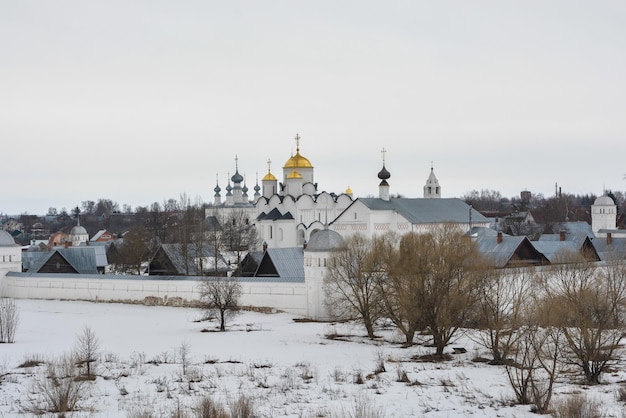 Églises et monastères orthodoxes russes