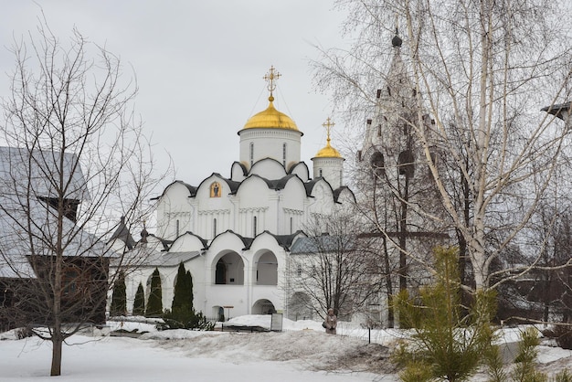 Églises et monastères orthodoxes russes