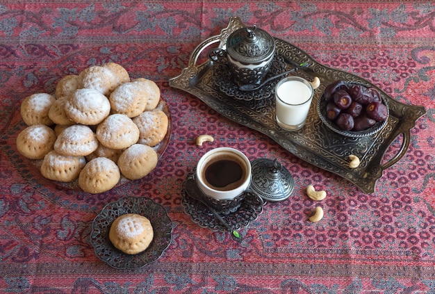 Eid muslim sweet kahk. Douceurs arabes pour le Ramadan et l'IED.