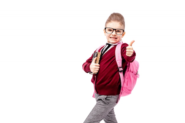 Enfant avec cartable