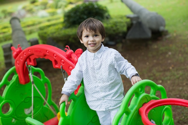 Enfant dans la nature